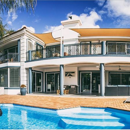 Pictures Guest House Boutique Hotel Oudtshoorn Exteriér fotografie