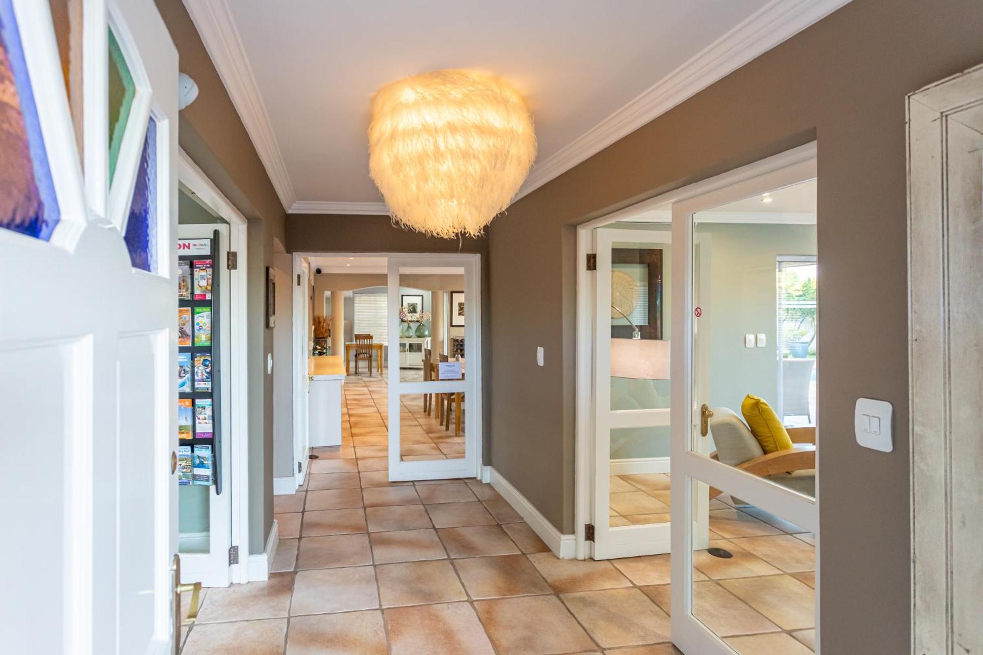 Pictures Guest House Boutique Hotel Oudtshoorn Exteriér fotografie