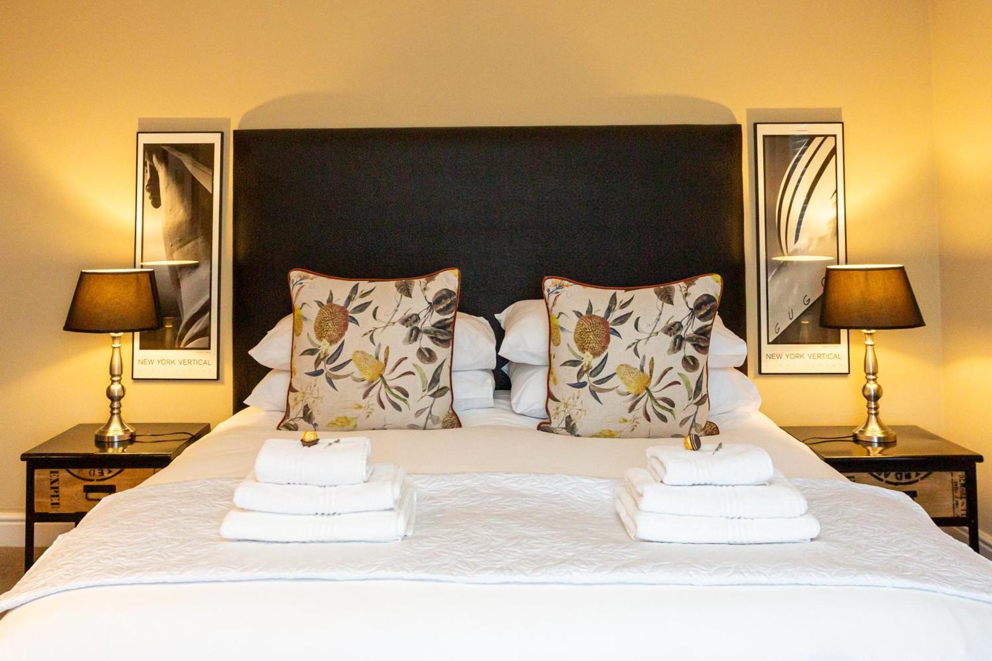 Pictures Guest House Boutique Hotel Oudtshoorn Exteriér fotografie