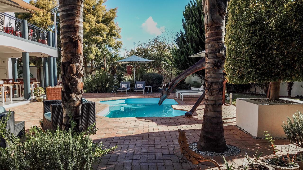 Pictures Guest House Boutique Hotel Oudtshoorn Exteriér fotografie